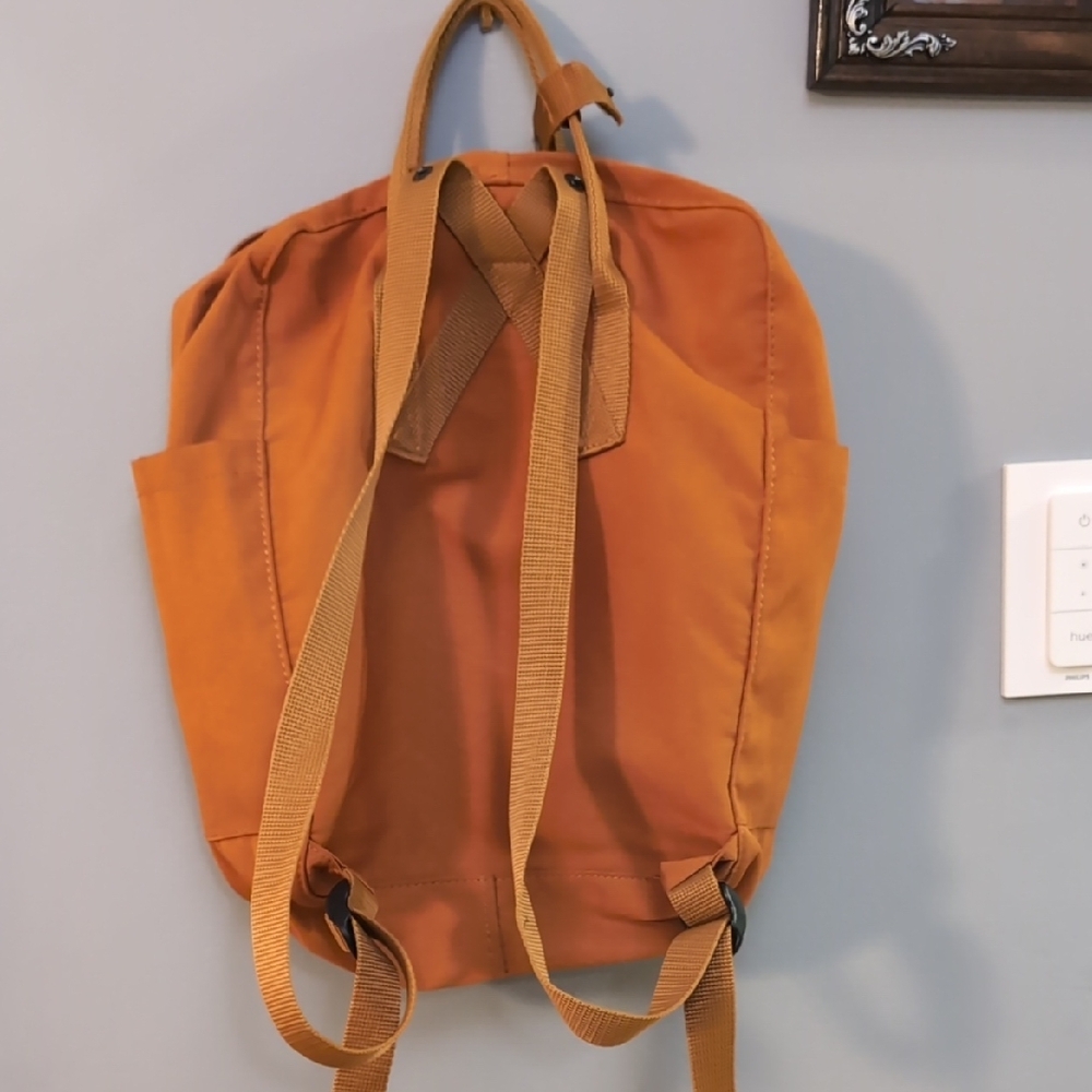 Kånken Orange Backpack - Picture 5 of 5